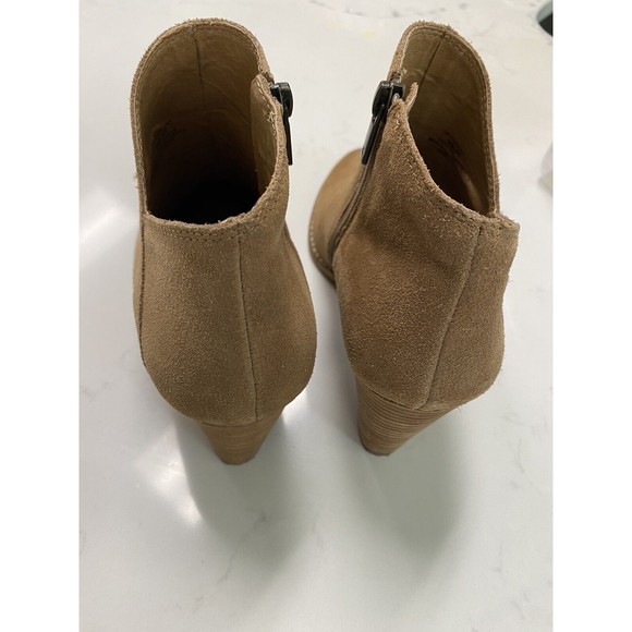 Lucky Brand Women’s size 9M Yakeena Tan Suede Leather Ankle Wedge Boots - Picture 9 of 16